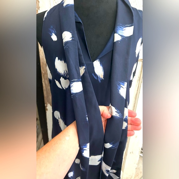 Banana Republic Blue & White Dress- medium🪻🪻 - Picture 3 of 5